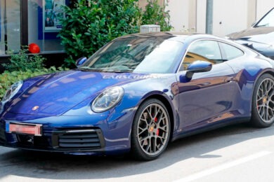 Site flagra nova geração 992 do Porsche 911 Turbo na França • Revista  Fullpower