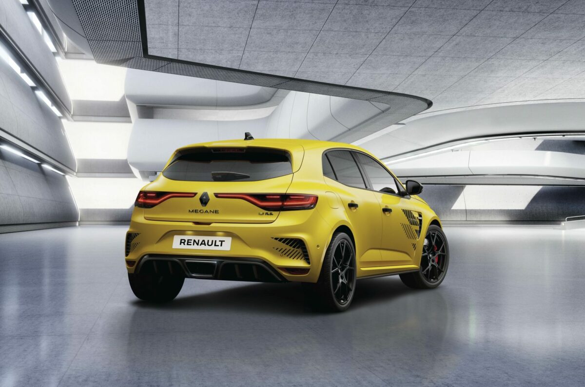 2023 Renault Megane R.S. Ultime 28 scaled e1673551119771