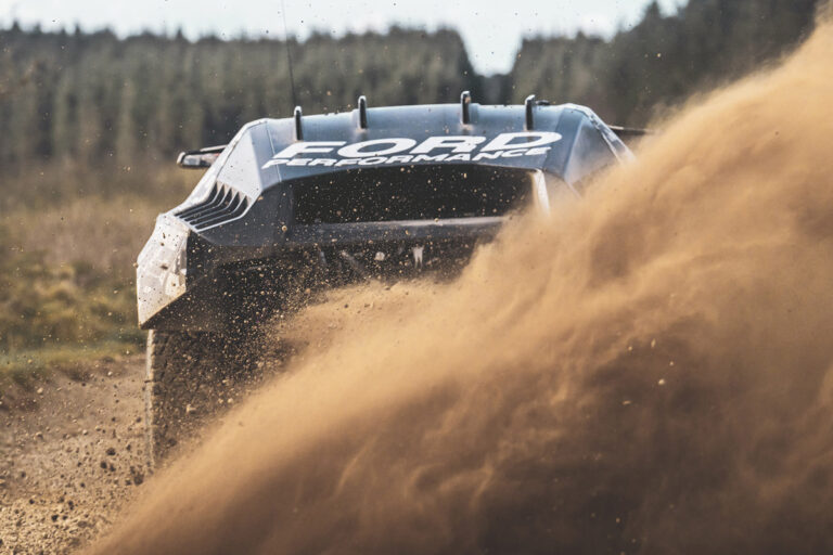 Ford disputará o Rali Dakar 2025 com a picape Raptor